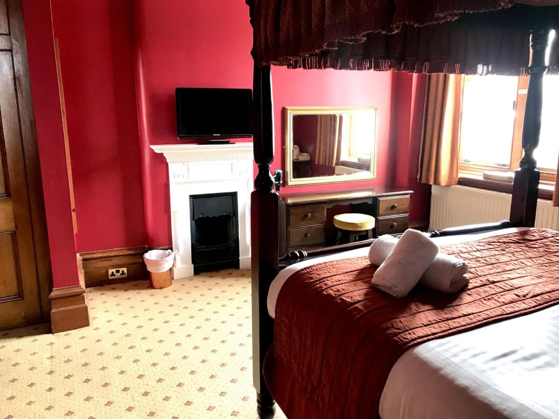 Purbeck House Hotel & Louisa Lodge สวาเนจ ภายนอก รูปภาพ